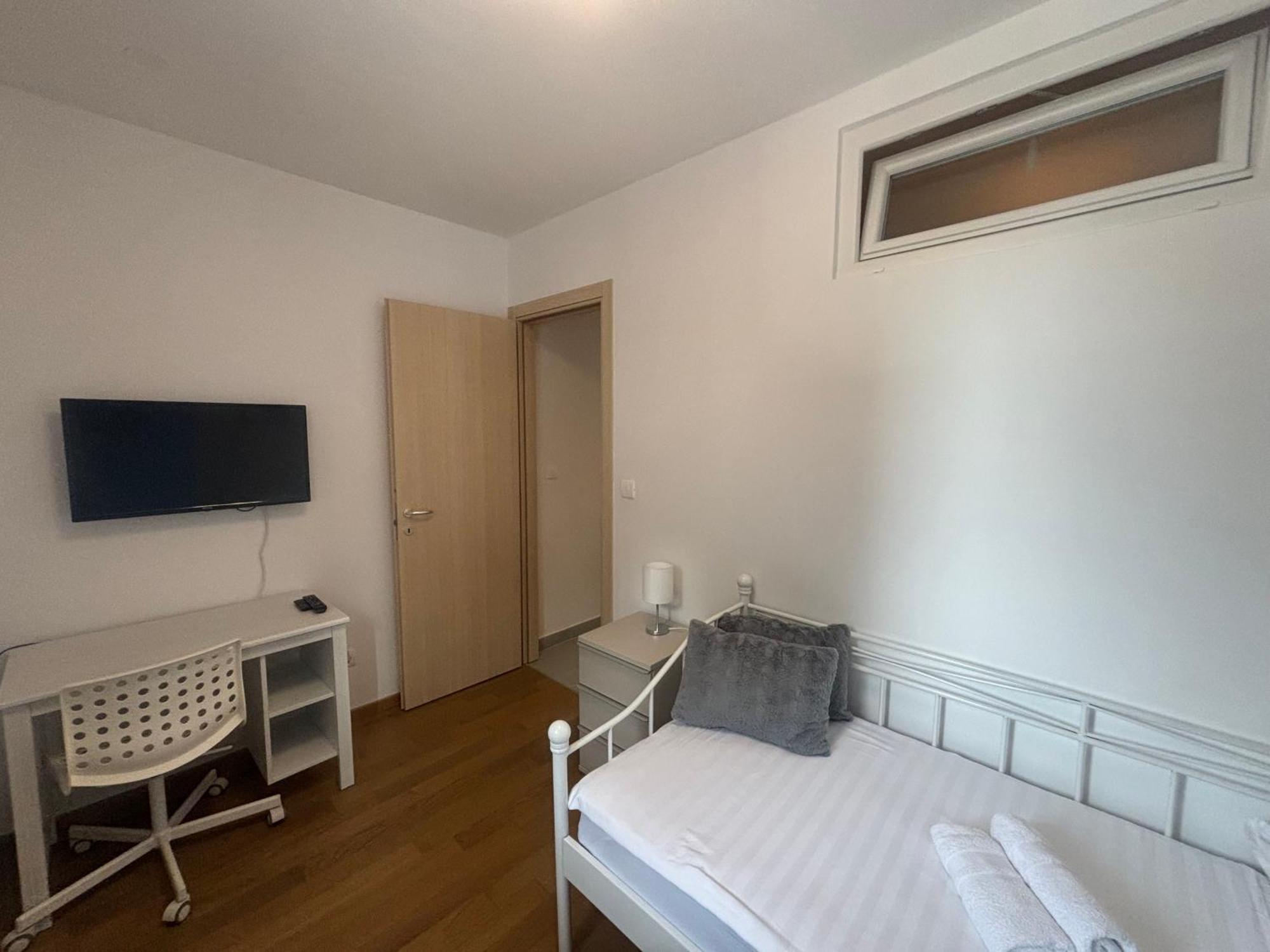 Apartment Dalmatinos Split Znjan Екстер'єр фото