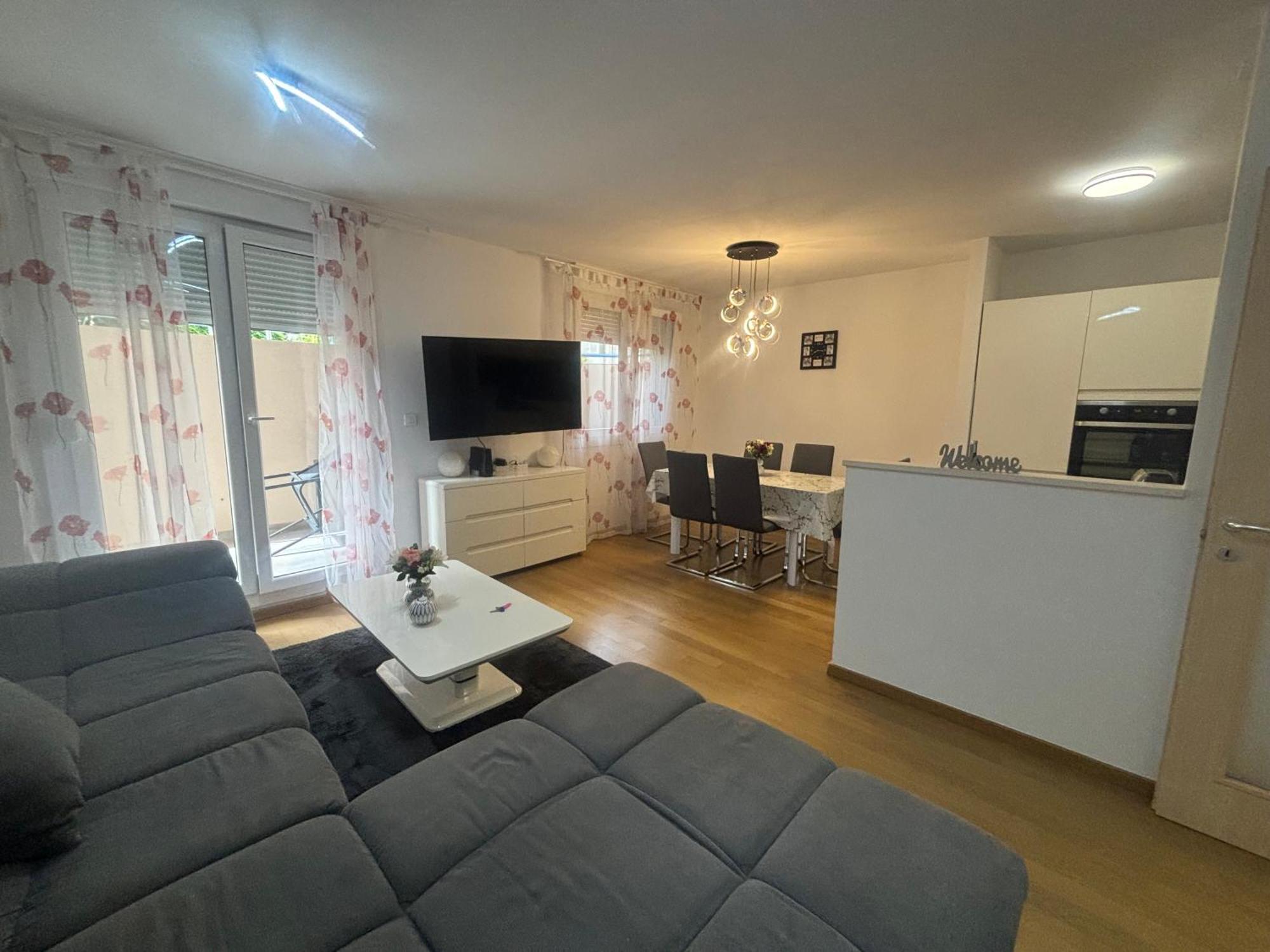 Apartment Dalmatinos Split Znjan Екстер'єр фото