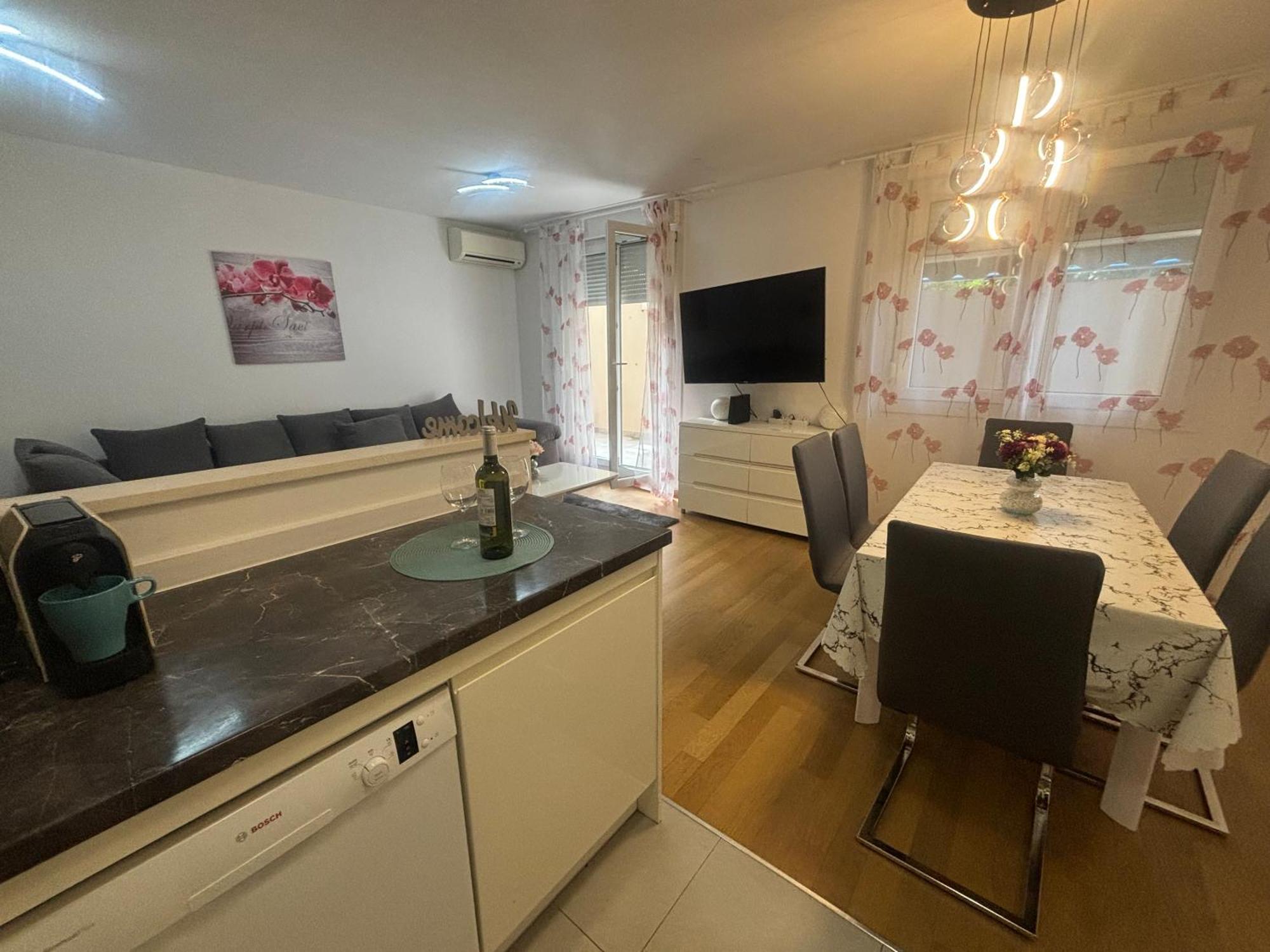 Apartment Dalmatinos Split Znjan Екстер'єр фото