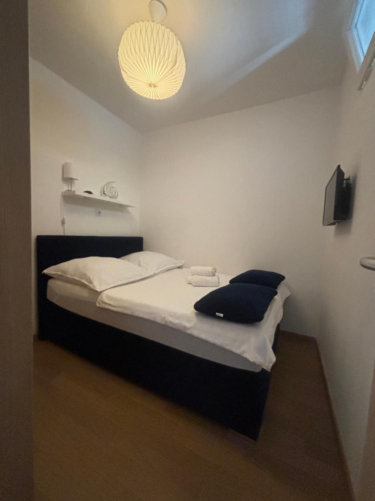 Apartment Dalmatinos Split Znjan Екстер'єр фото